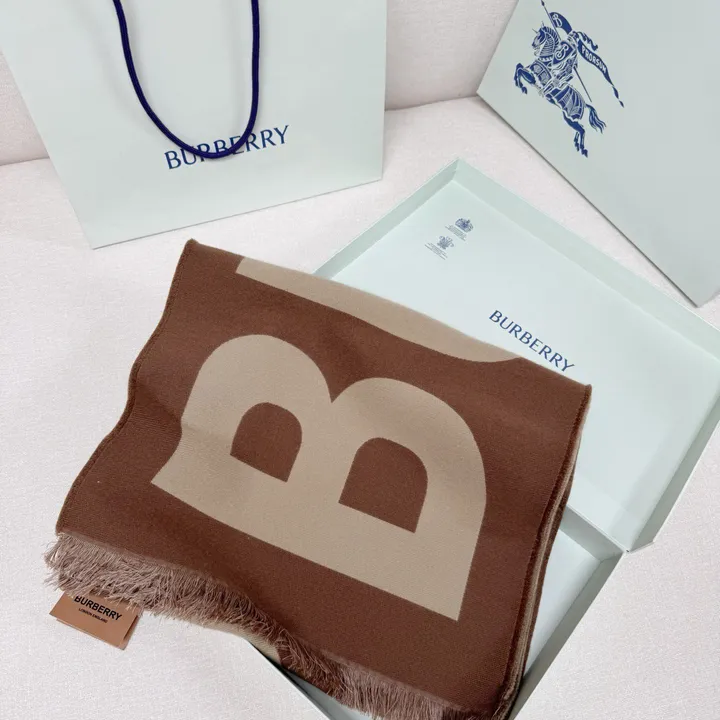 スーパーコピー バーバリー ス マフラー