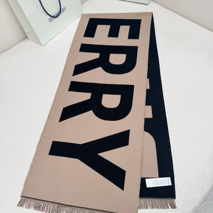 スーパーコピー バーバリー ス マフラー