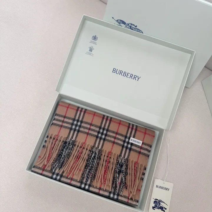 スーパーコピー バーバリー ス マフラー