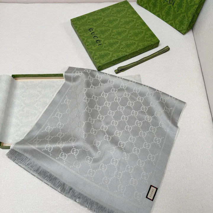 スーパーコピー ルイヴィトン マフラー