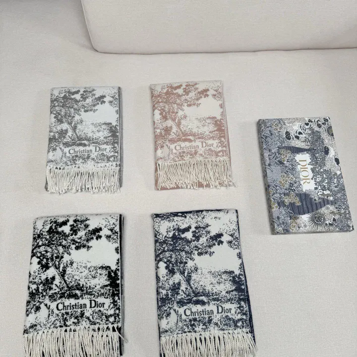 スーパーコピー グッチ マフラー