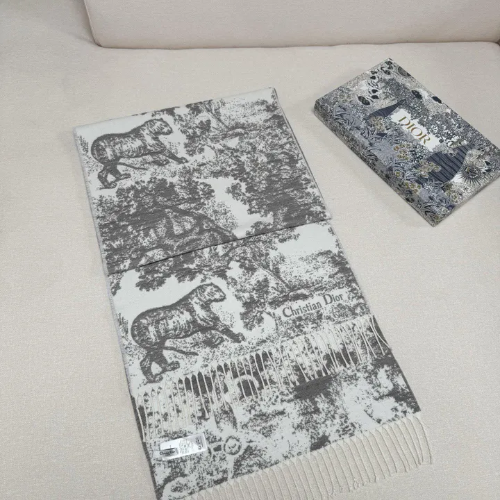 スーパーコピー グッチ マフラー