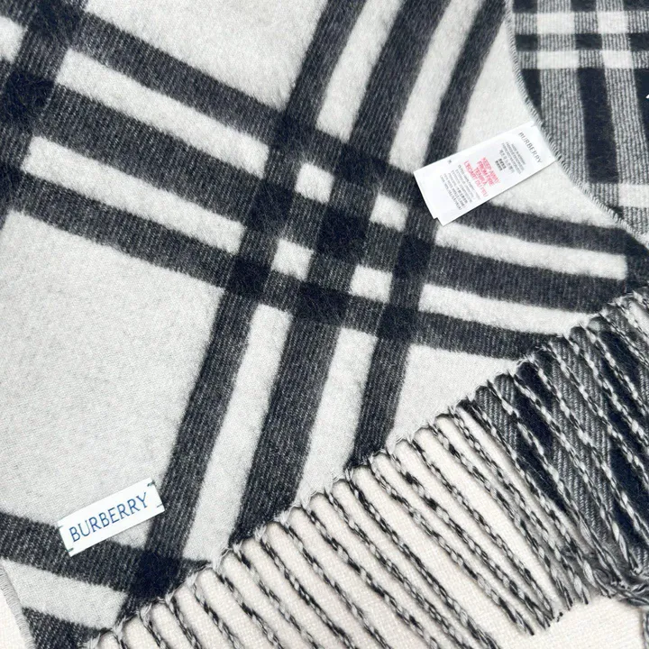 スーパーコピー バーバリー ス マフラー