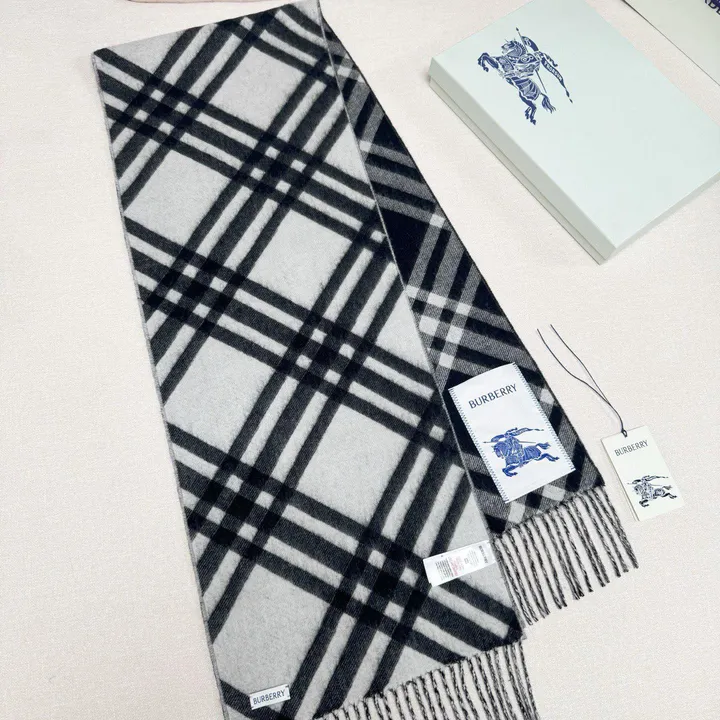 スーパーコピー バーバリー ス マフラー