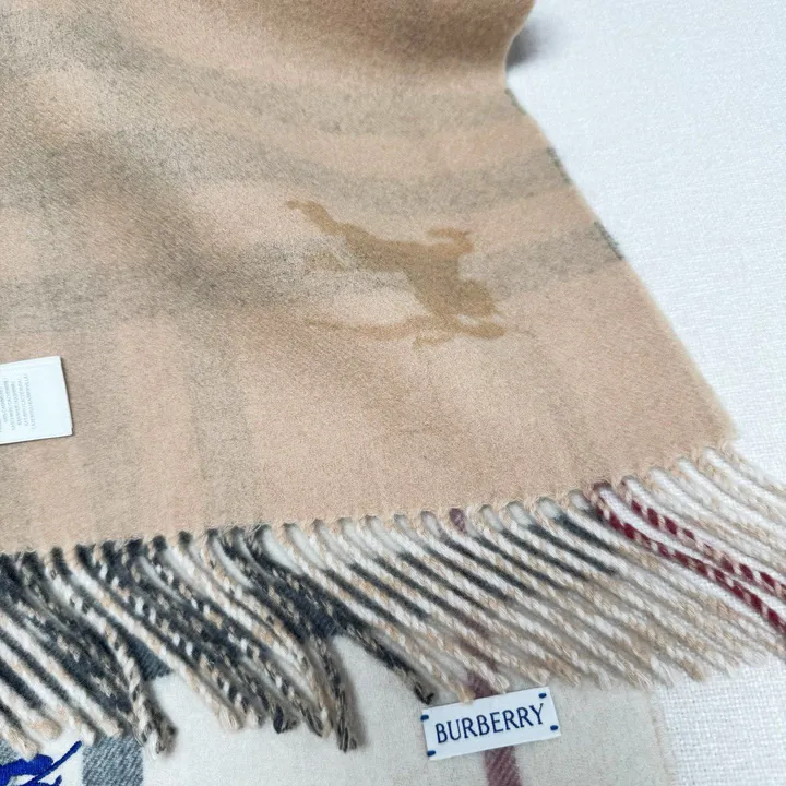 スーパーコピー バーバリー ス マフラー