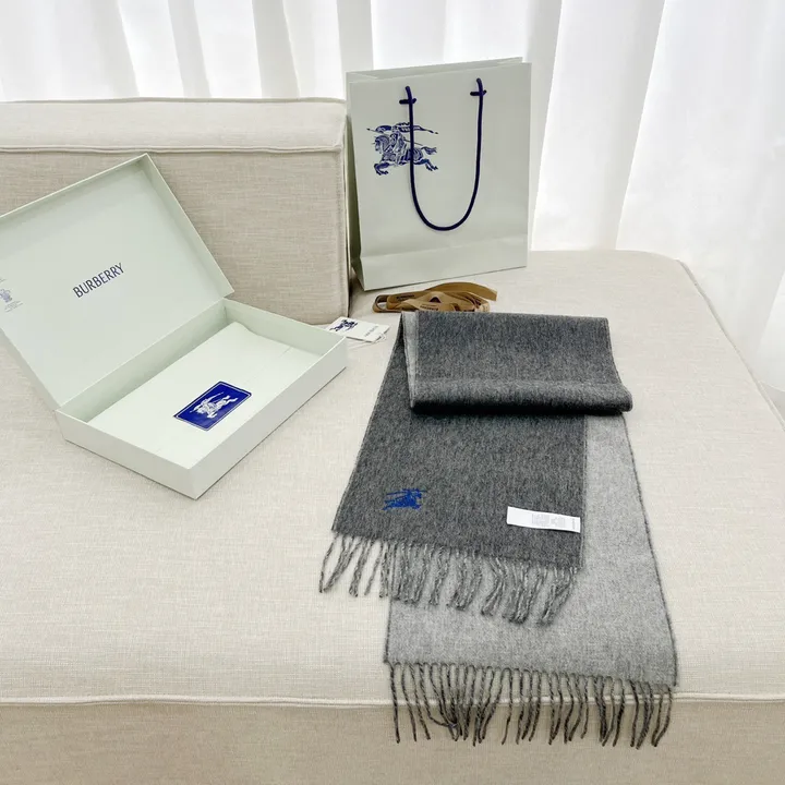 スーパーコピー バーバリー ス マフラー