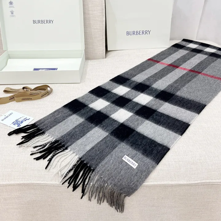 スーパーコピー バーバリー ス マフラー