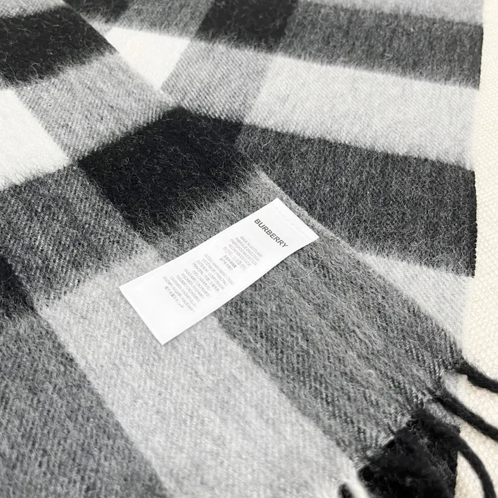 スーパーコピー バーバリー ス マフラー