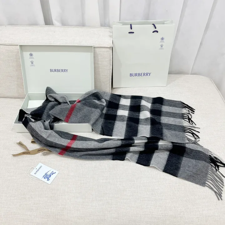 スーパーコピー バーバリー ス マフラー