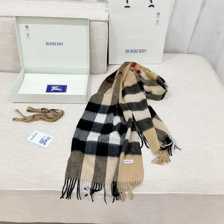 スーパーコピー バーバリー ス マフラー