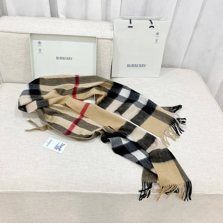 スーパーコピー バーバリー ス マフラー