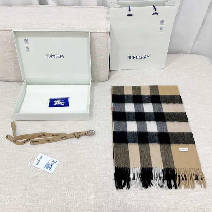 スーパーコピー バーバリー ス マフラー