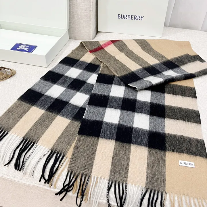 スーパーコピー バーバリー ス マフラー