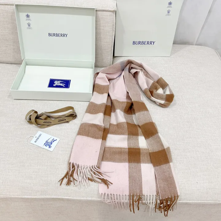 スーパーコピー バーバリー ス マフラー