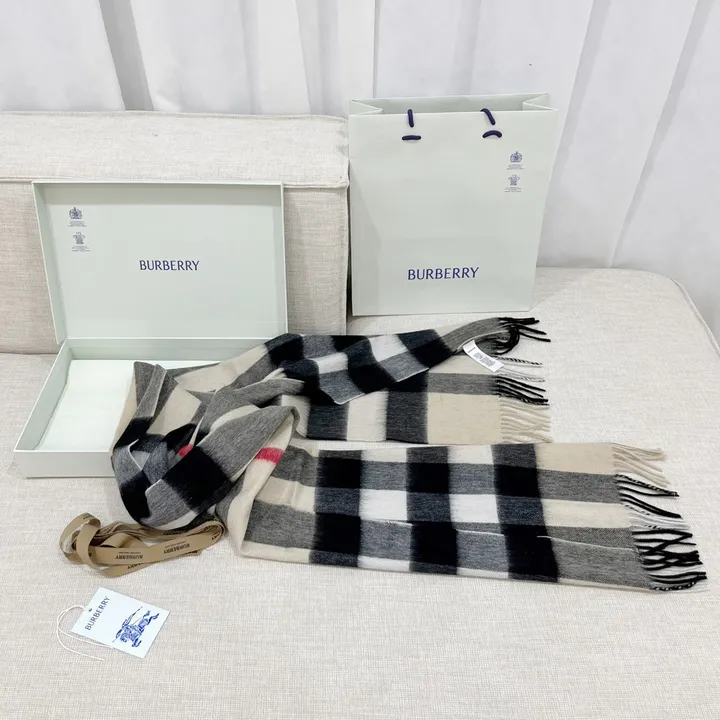 スーパーコピー バーバリー ス マフラー