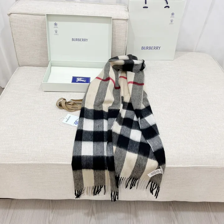 スーパーコピー バーバリー ス マフラー