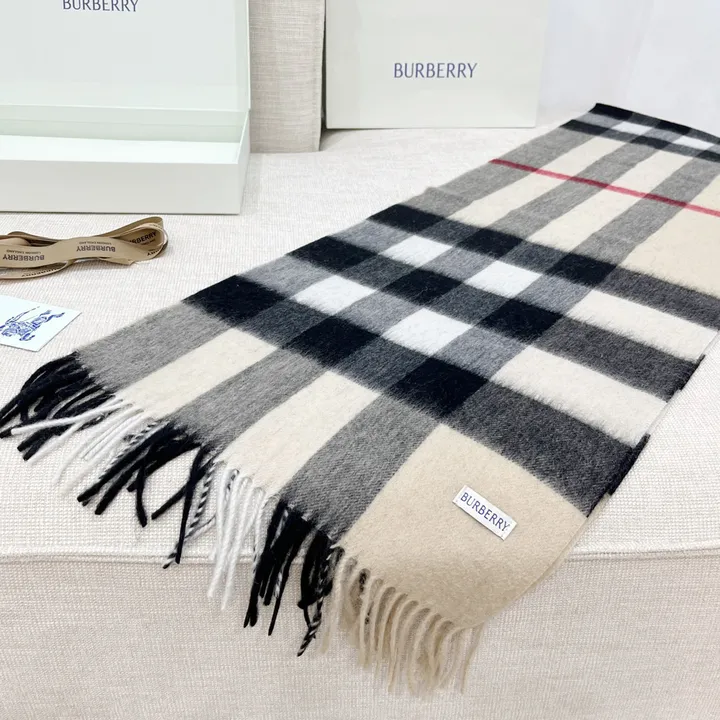 スーパーコピー バーバリー ス マフラー