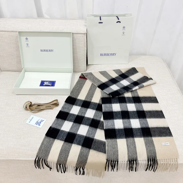 スーパーコピー バーバリー ス マフラー