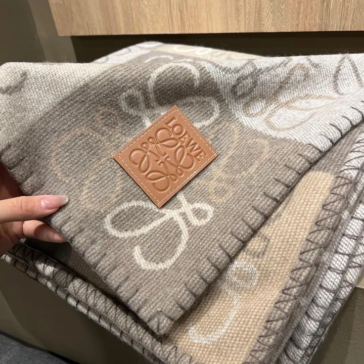 スーパーコピー ディオール マフラー