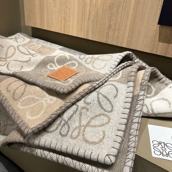 スーパーコピー ディオール マフラー