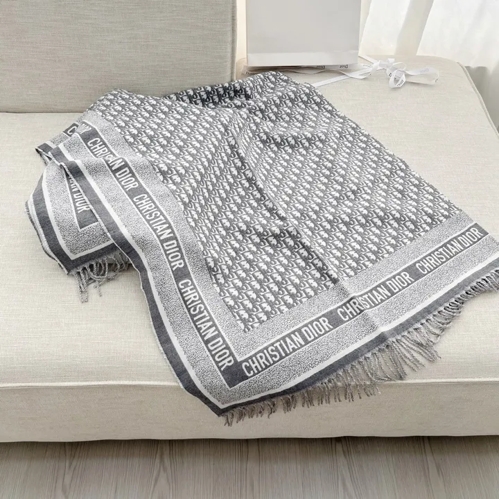 スーパーコピー グッチ マフラー