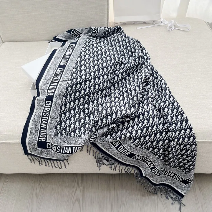 スーパーコピー グッチ マフラー