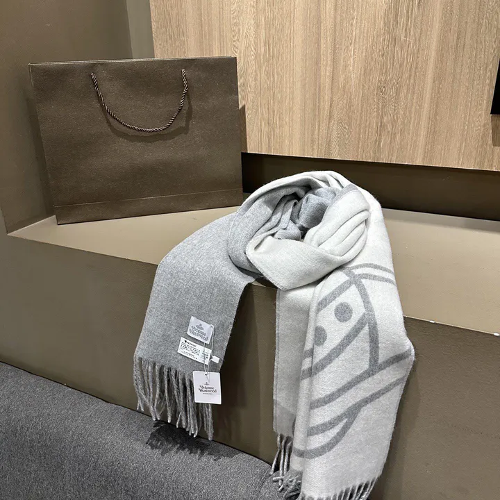 スーパーコピー ヴィヴィアン・ウエストウッド マフラー