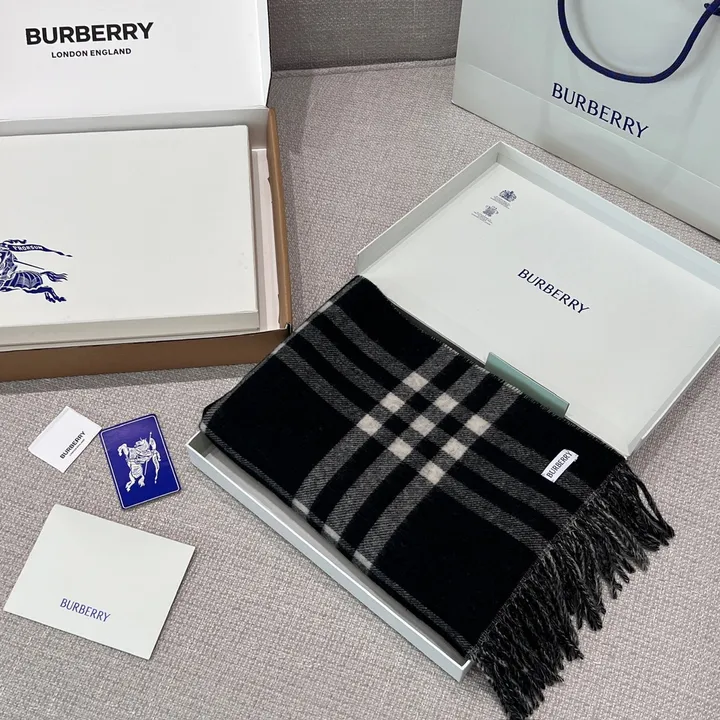 スーパーコピー バーバリー ス マフラー