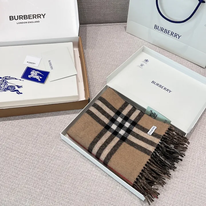 スーパーコピー バーバリー ス マフラー