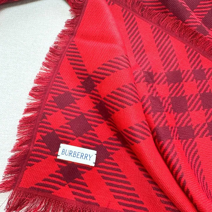 スーパーコピー バーバリー ス マフラー