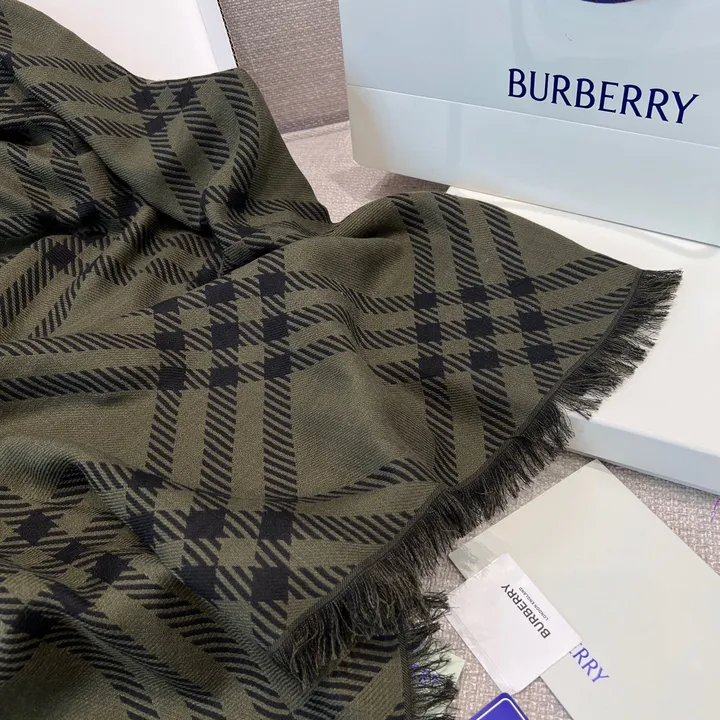 スーパーコピー バーバリー ス マフラー