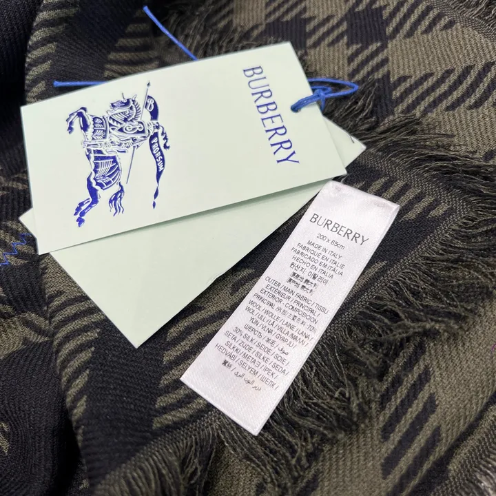 スーパーコピー バーバリー ス マフラー