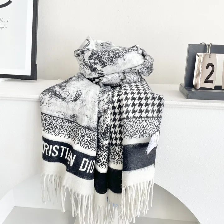 スーパーコピー グッチ マフラー