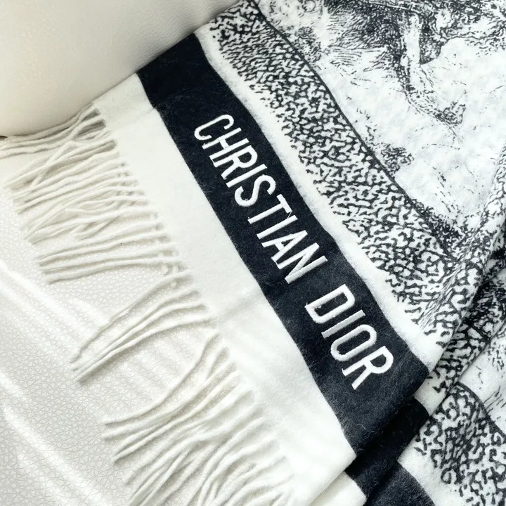 スーパーコピー グッチ マフラー