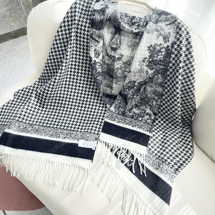 スーパーコピー グッチ マフラー