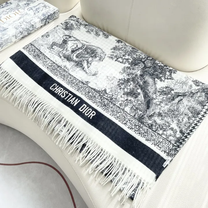 スーパーコピー グッチ マフラー