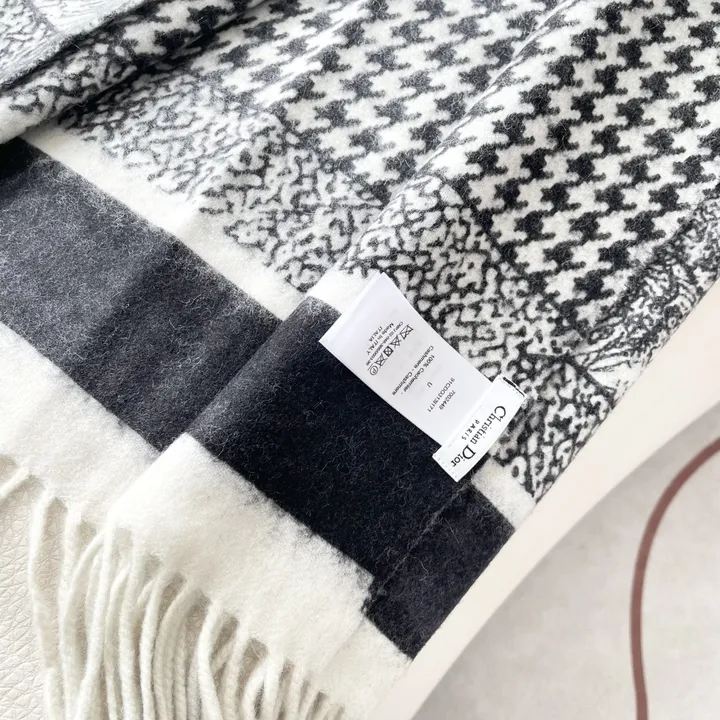 スーパーコピー グッチ マフラー