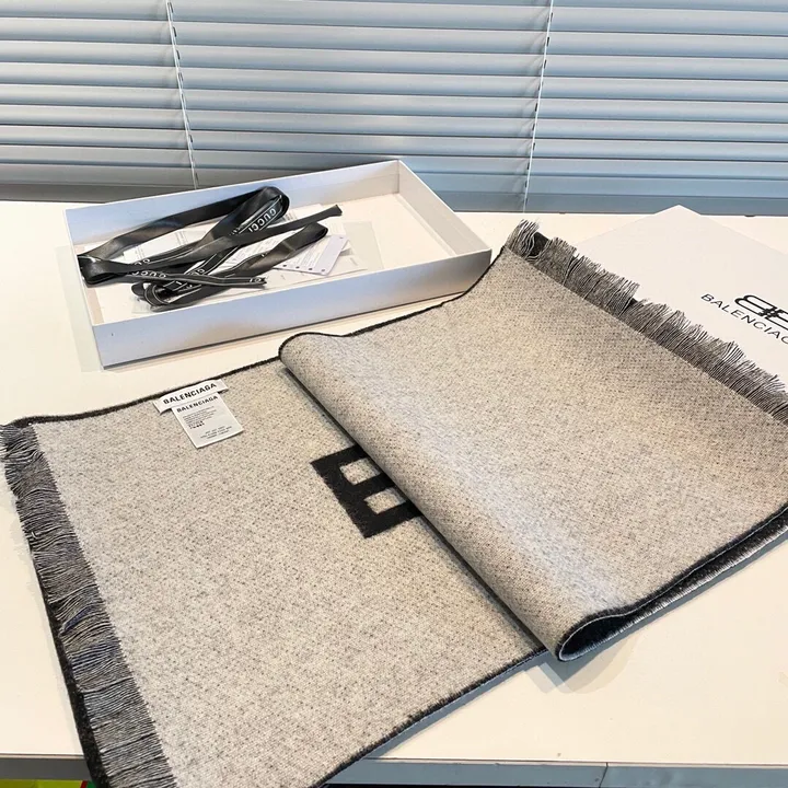 スーパーコピー セリーヌ マフラー