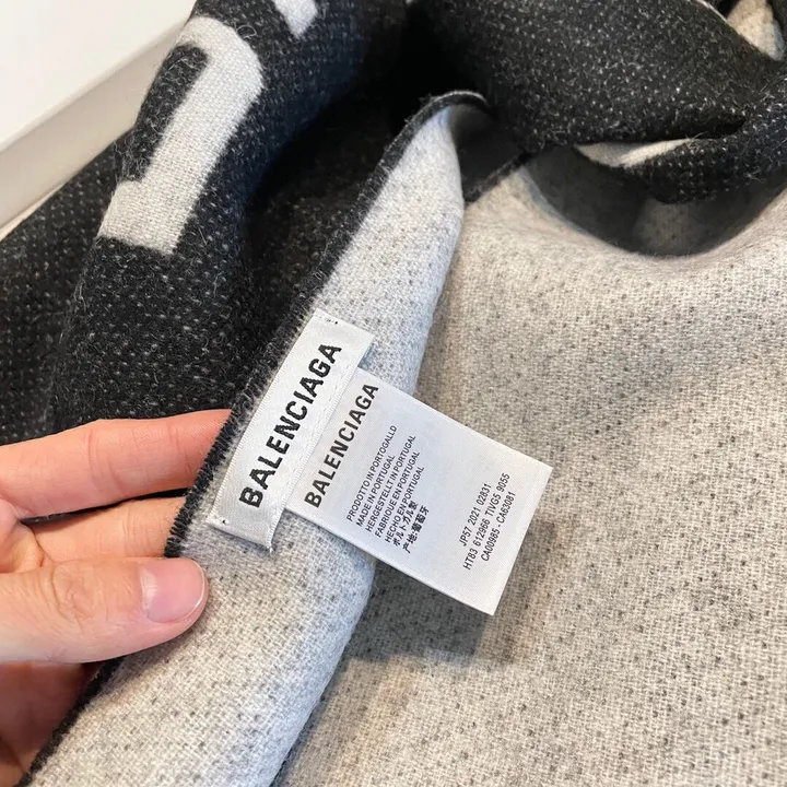 スーパーコピー セリーヌ マフラー