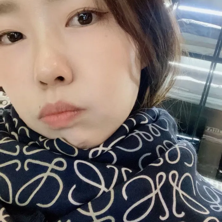 スーパーコピー ディオール マフラー