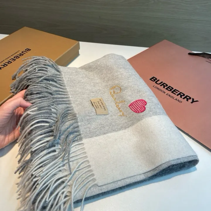 スーパーコピー バーバリー ス マフラー