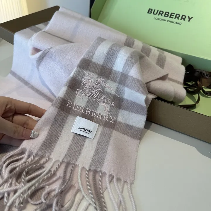 スーパーコピー バーバリー ス マフラー