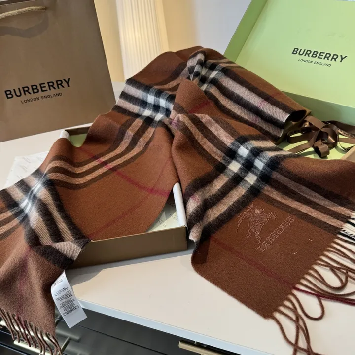 スーパーコピー バーバリー ス マフラー