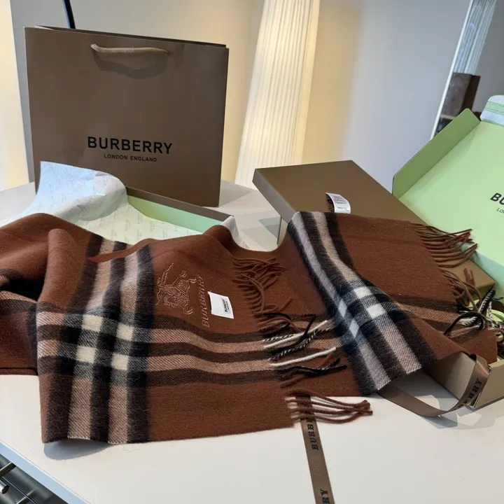 スーパーコピー バーバリー ス マフラー