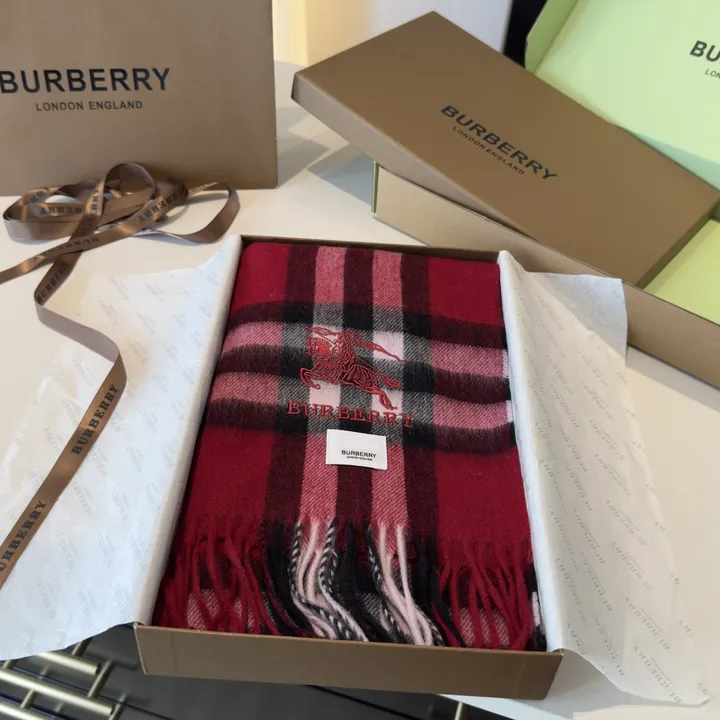 スーパーコピー バーバリー ス マフラー