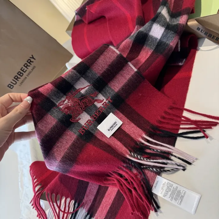 スーパーコピー バーバリー ス マフラー