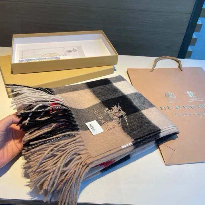 スーパーコピー バーバリー ス マフラー