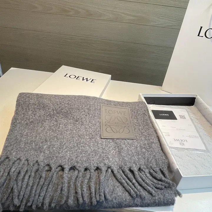 スーパーコピー ディオール マフラー