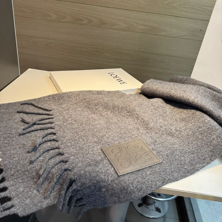 スーパーコピー ディオール マフラー