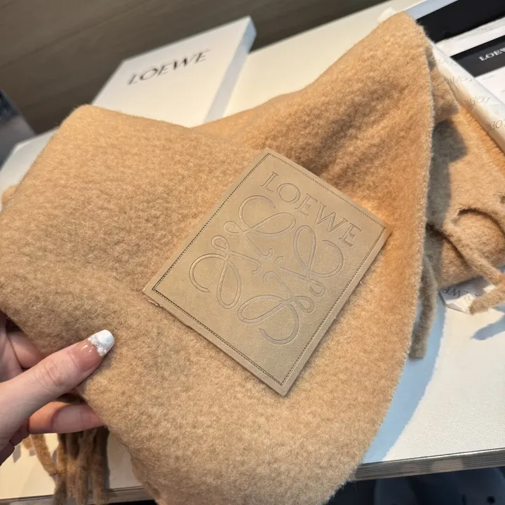 スーパーコピー ディオール マフラー